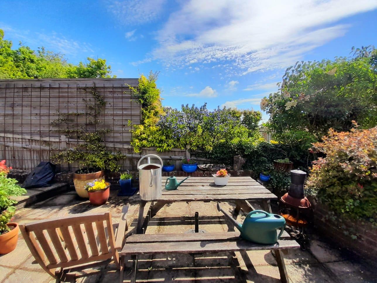 3 Bedroom House. Peppercombe Road in Eastbourne,  9
